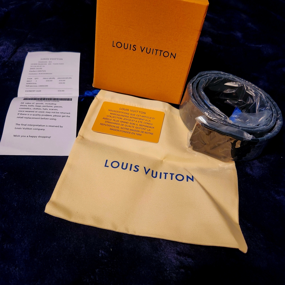 Louis Vuitton Belt with Box and Dust Bag